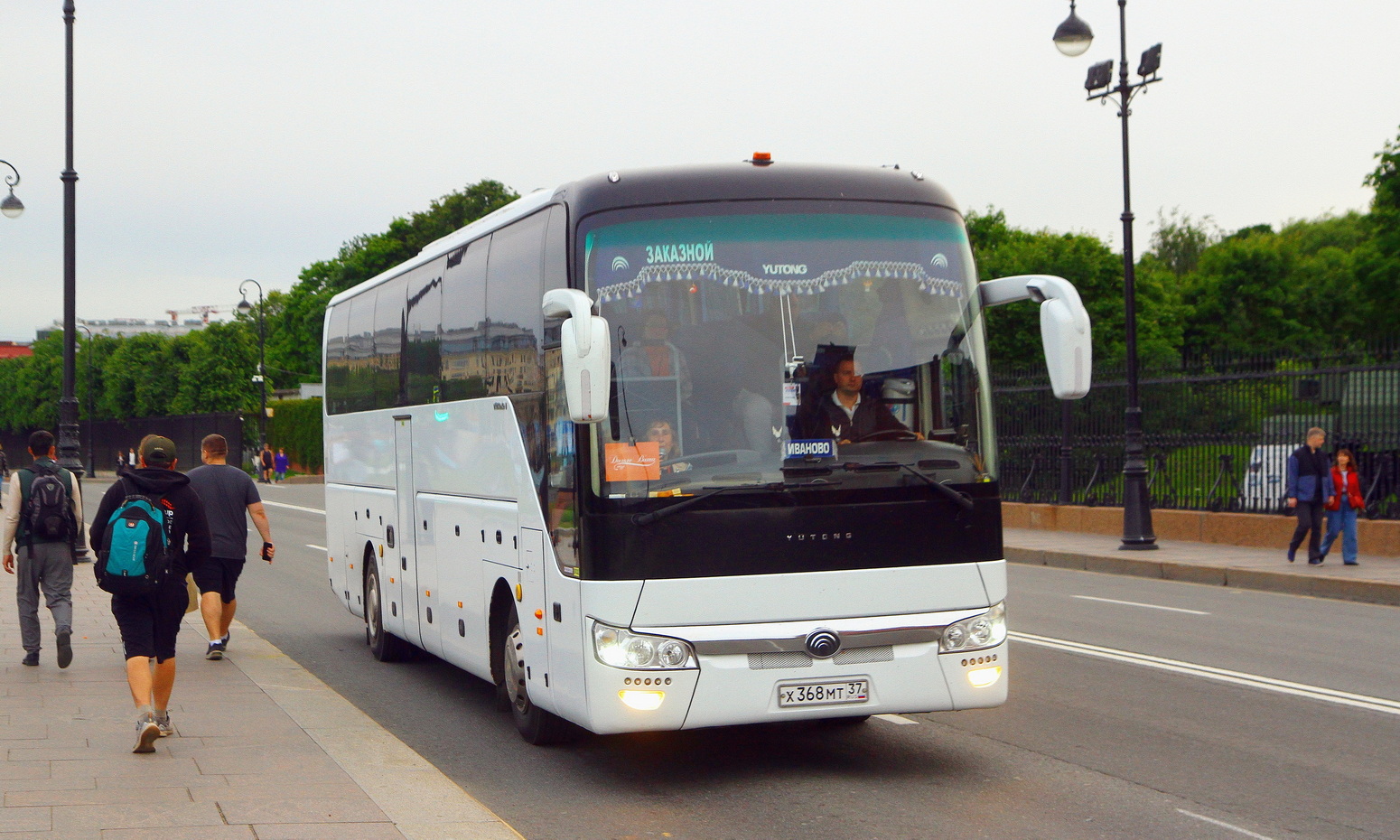 Ивановская область, Yutong ZK6122H9 № Х 368 МТ 37