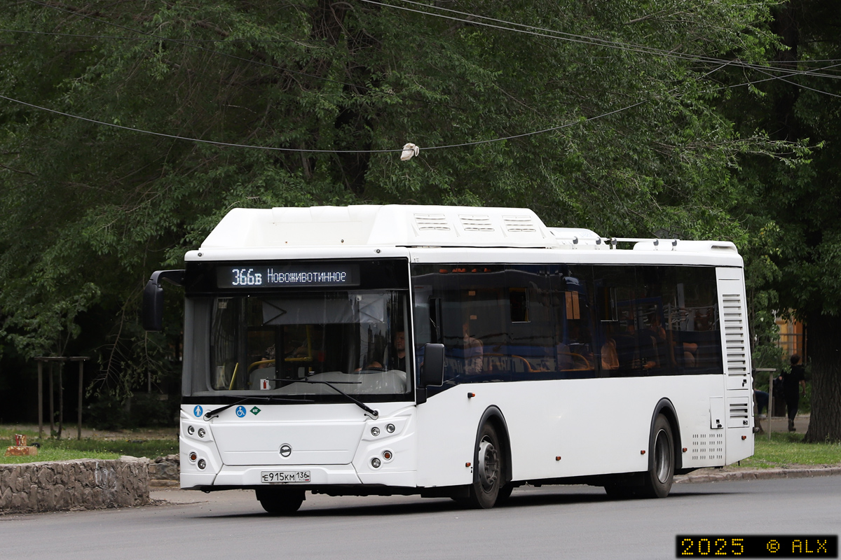 Воронежская область, ЛиАЗ-5292.67 (CNG) № Е 915 КМ 136