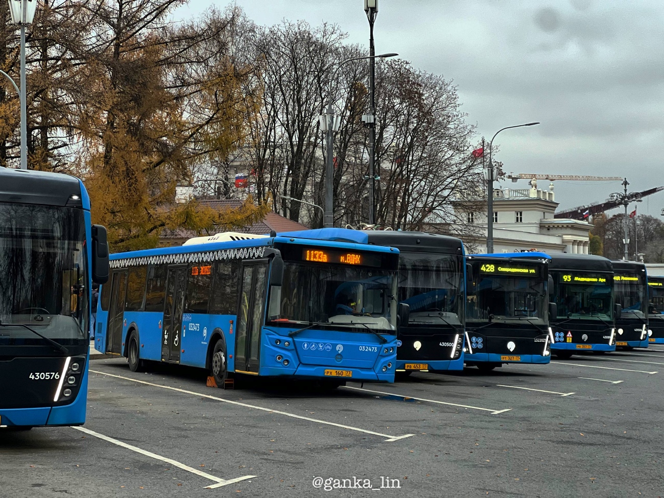 Moskva, LiAZ-5292.22 (2-2-2) č. 032473; Moskva, KAMAZ-6282 č. 430500; Moskva, LiAZ-5292.65 č. 1322027; Moskva — Bus stations