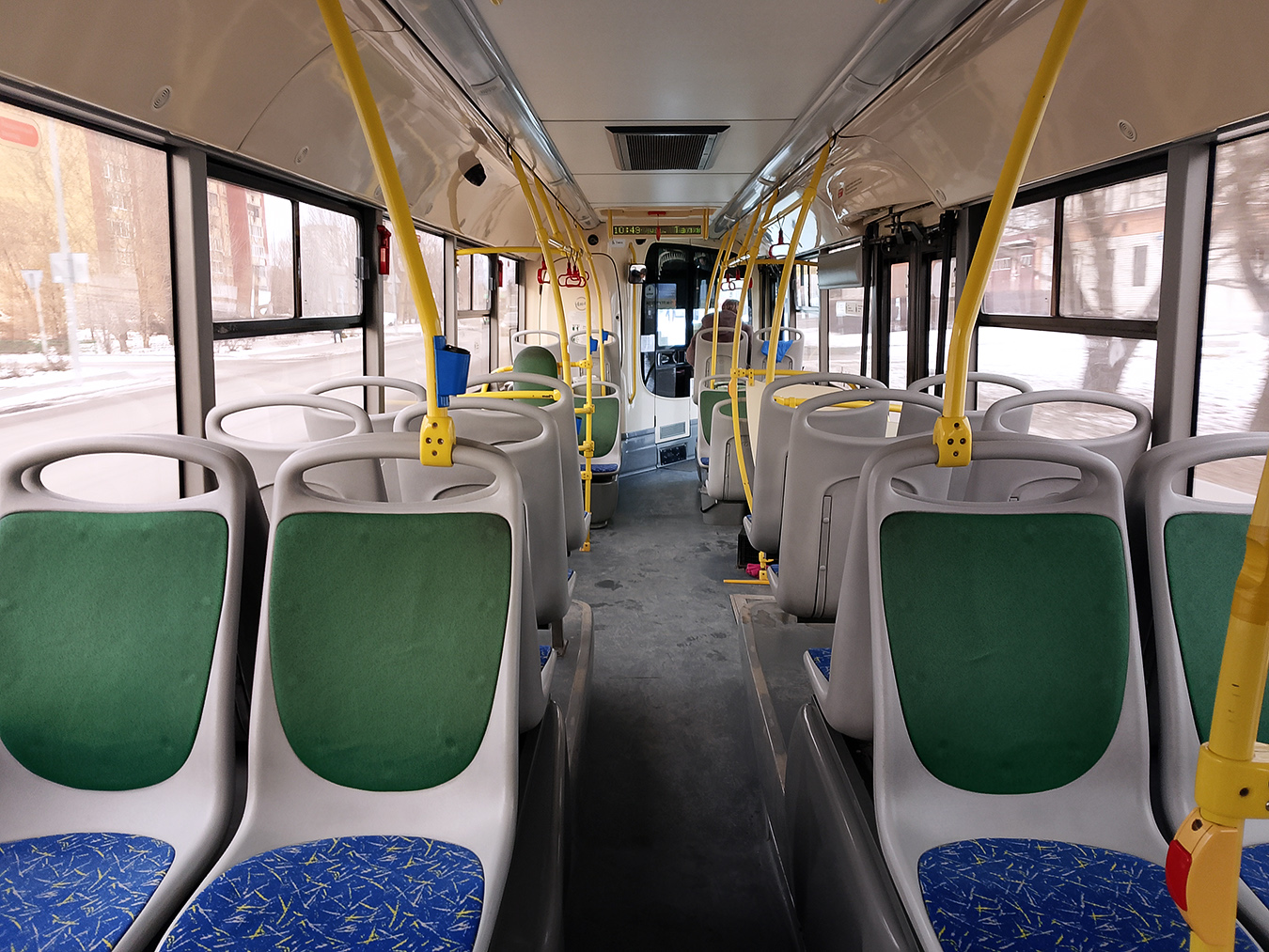 Тюменская область, ЛиАЗ-5292.65 № 670