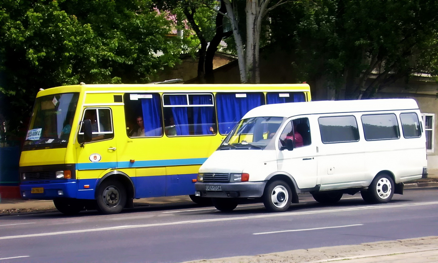 Одесская область, БАЗ-А079.14 "Подснежник" № BH 1986 AA; Одесская область, ГАЗ-322130 (неопределенные) № 451-17 ОА