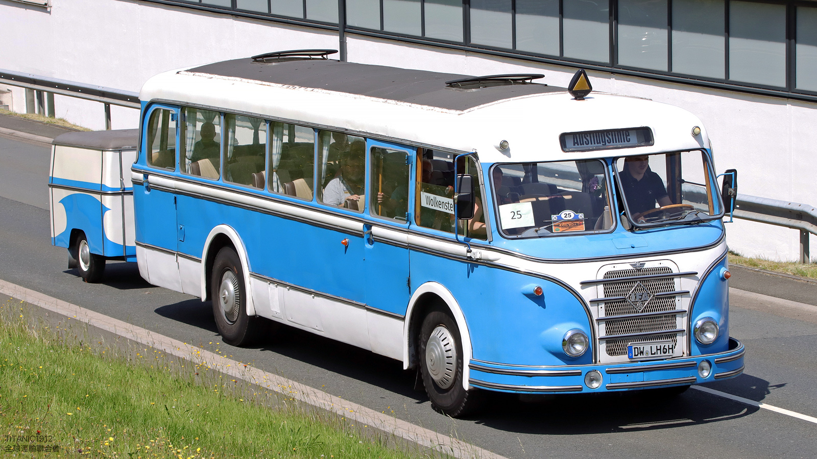 Саксония, IFA H6B № DW-LH 6H; Северный Рейн-Вестфалия &mdash; 130 лет с запуска первого в мире автобусного маршрута