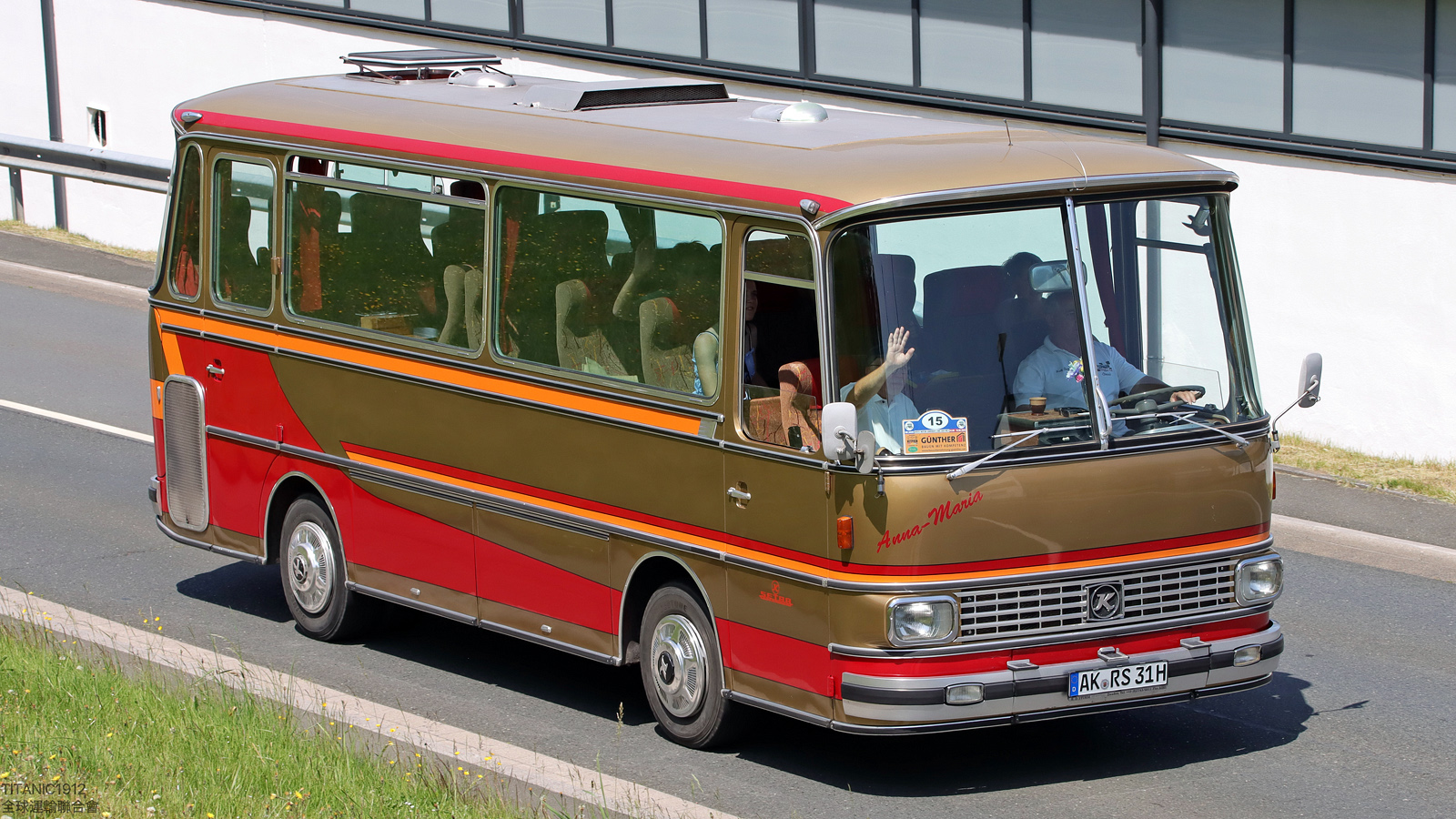 Рейнланд-Пфальц, Setra S80 № AK-RS 31H; Северный Рейн-Вестфалия &mdash; 130 лет с запуска первого в мире автобусного маршрута