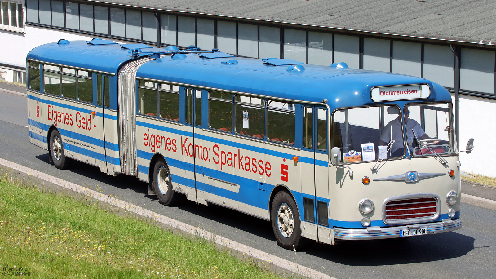 Бавария, Setra SG175 № UFF-BF 90H; Северный Рейн-Вестфалия &mdash; 130 лет с запуска первого в мире автобусного маршрута