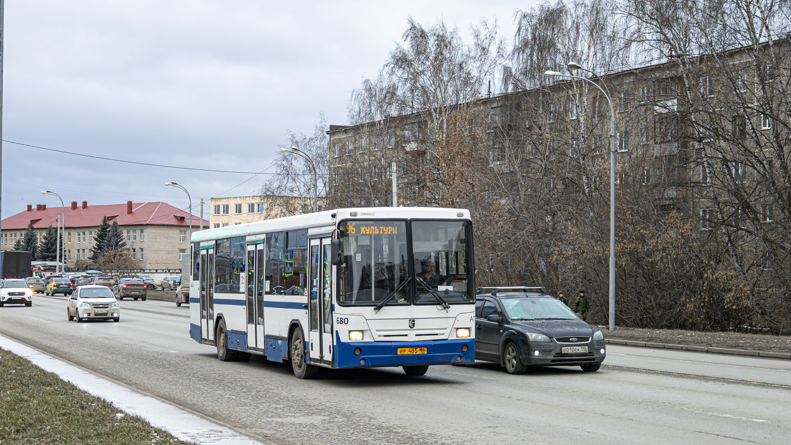 Свердловская область, НефАЗ-5299-20-32 № 680