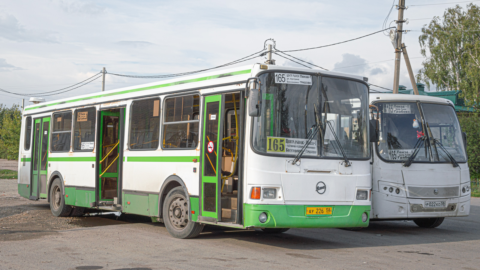 Пензенская область, ЛиАЗ-5256.53 № АУ 226 58; Пензенская область &mdash; Автобусные вокзалы, станции и конечные остановки