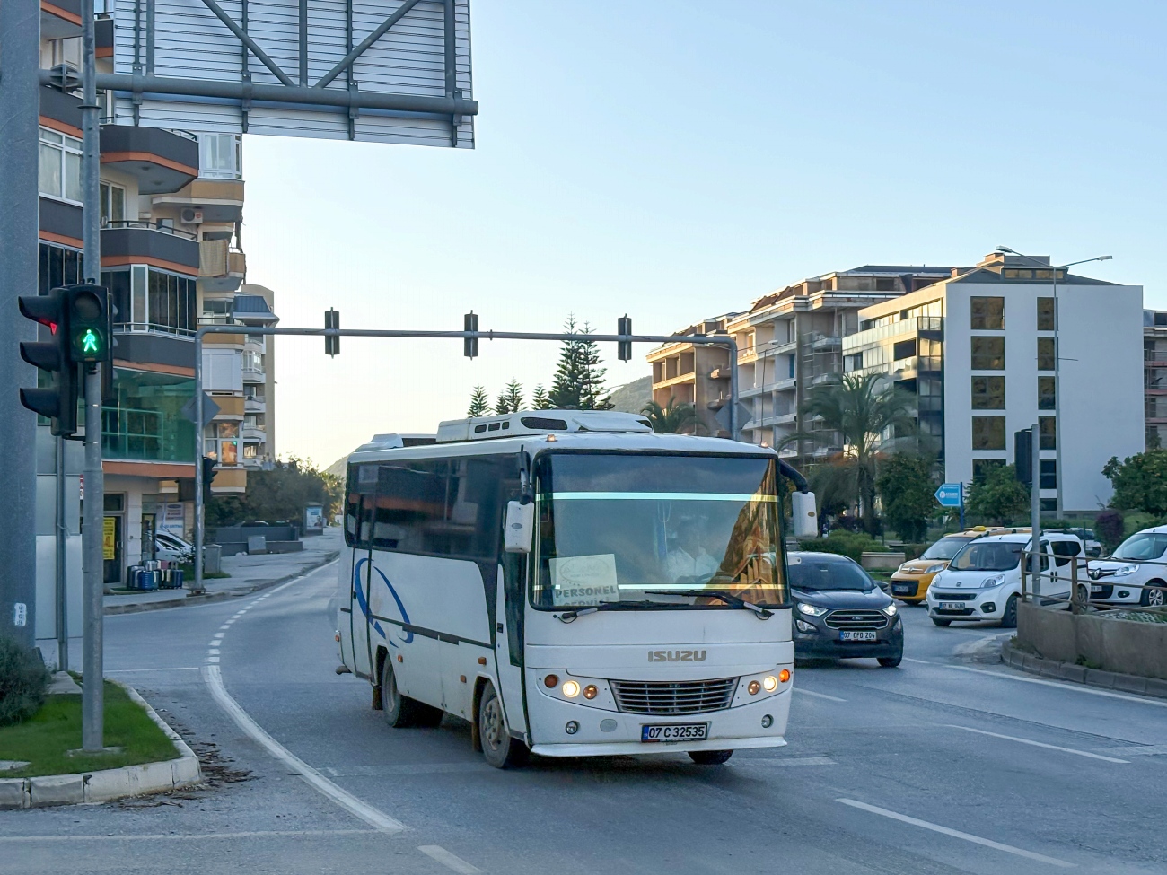 Турция, Anadolu Isuzu Royal № 07 C 32535